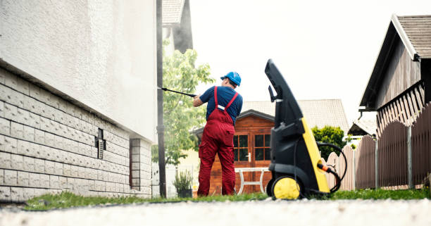 Why Choose Our Certified Pressure Washing Experts for Your Project Needs in Chattahoochee, FL?